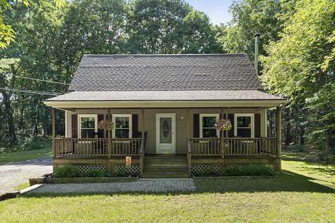 900 Clark St, Gardner, MA 01440 photo 1