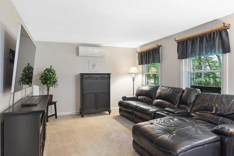 900 Clark St, Gardner, MA 01440 photo 2