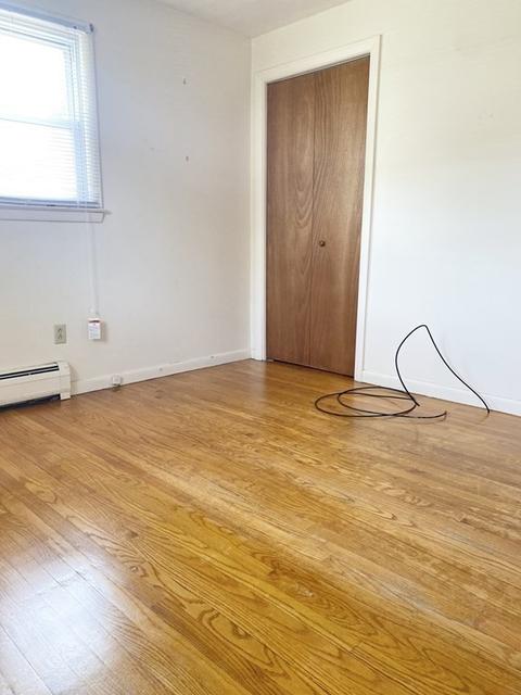 146 Gresham St, Springfield, MA 01119 photo 8