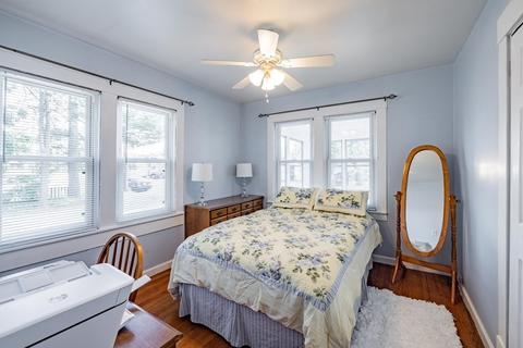 22 Methuen St, Springfield, MA 01119 photo 21