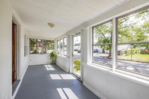 22 Methuen St, Springfield, MA 01119 photo 7