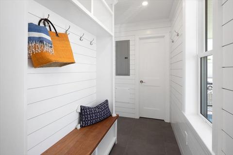 22 T St, Hull, MA 02045 photo 4