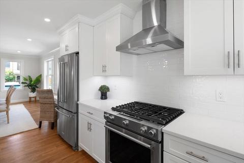 22 T St, Hull, MA 02045 photo 10