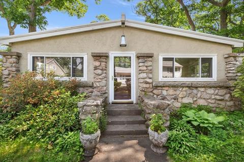 29 Ocean Ave, Gloucester, MA 01930 photo 1