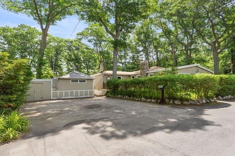 29 Ocean Ave, Gloucester, MA 01930 photo 3