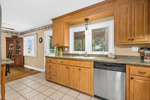 8 Vista Dr, Danvers, MA 01923 photo 14