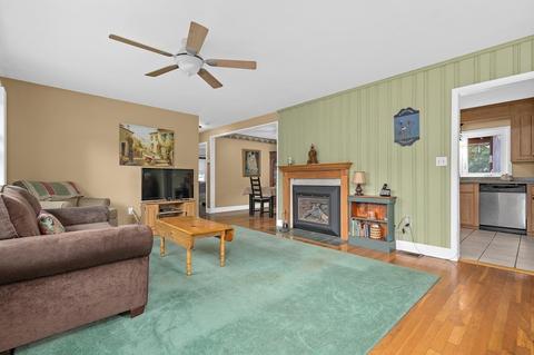 8 Vista Dr, Danvers, MA 01923 photo 9