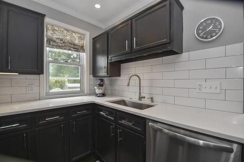 175 Delmont Ave, Worcester, MA 01604 photo 4