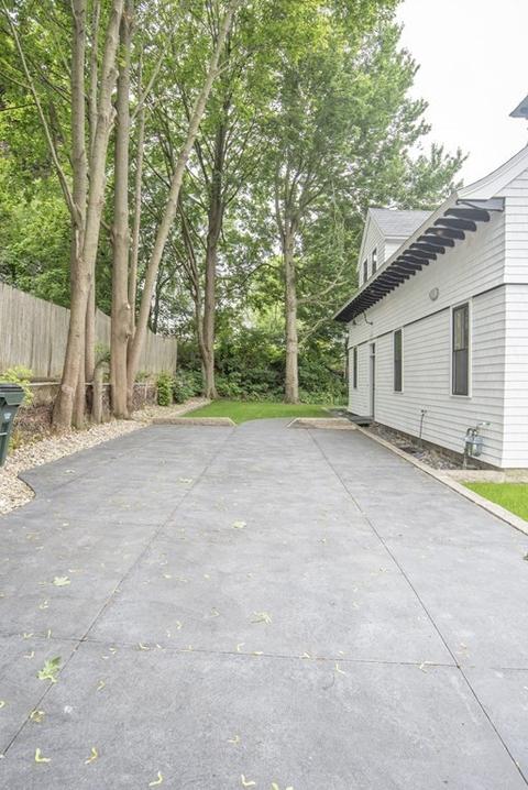 277 Lincoln Ave, Fall River, MA 02720 photo 3