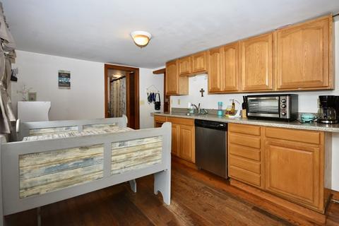 153 Onset Ave, Wareham, MA 02532 photo 4