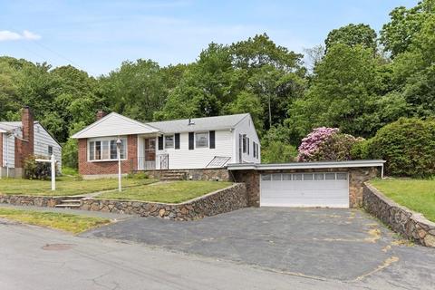 21 Robert Rd, Danvers, MA 01923 photo 1