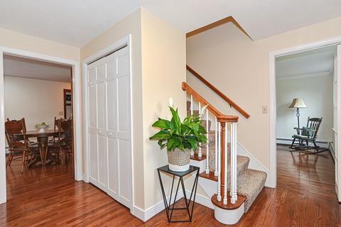 3 Pease Rd, Upton, MA 01568 photo 4