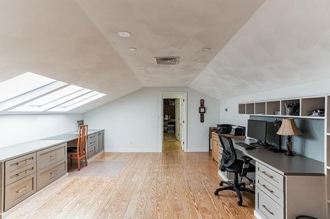131 Locust Ln, Needham, MA 02492 photo 21