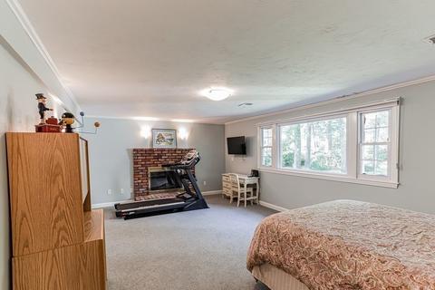 131 Locust Ln, Needham, MA 02492 photo 22