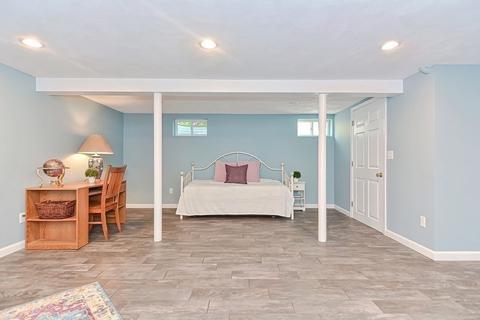 84 Tedesco St, Marblehead, MA 01945 photo 32