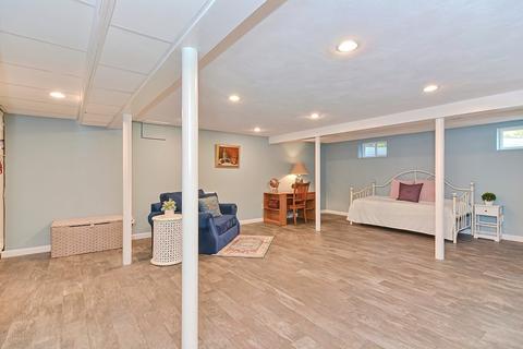 84 Tedesco St, Marblehead, MA 01945 photo 31