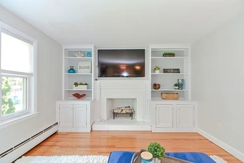 84 Tedesco St, Marblehead, MA 01945 photo 15