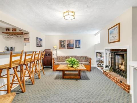 108 Meadowbrook Rd, Needham, MA 02492 photo 33