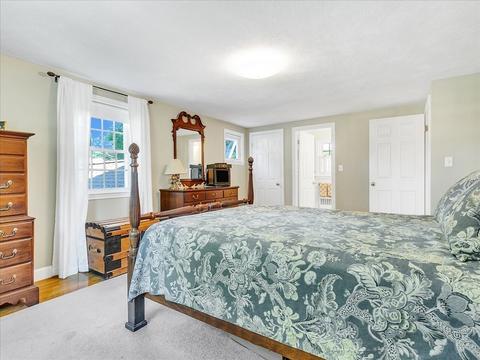 108 Meadowbrook Rd, Needham, MA 02492 photo 25