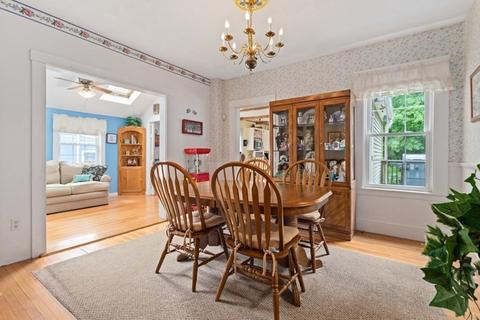 11 Wilson St, Reading, MA 01867 photo 5