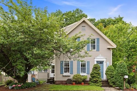 11 Wilson St, Reading, MA 01867 photo 1