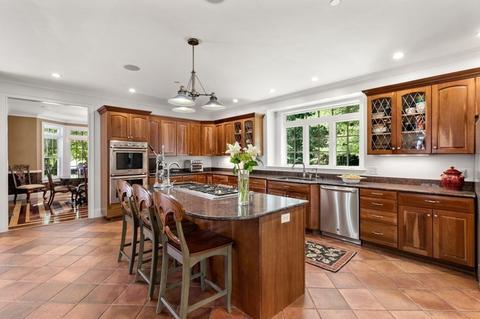 16 Frontier Dr, Walpole, MA 02081 photo 7