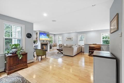 70 Clifton Ave, Marblehead, MA 01945 photo 7