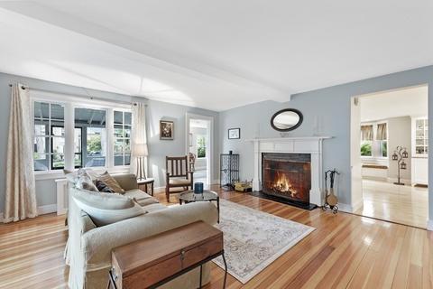 70 Clifton Ave, Marblehead, MA 01945 photo 12