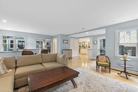 70 Clifton Ave, Marblehead, MA 01945 photo 8