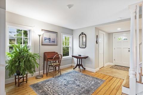 70 Clifton Ave, Marblehead, MA 01945 photo 3