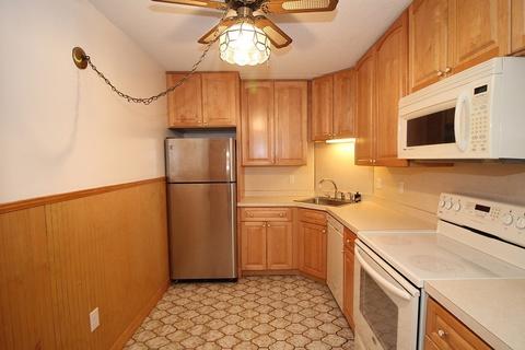 159 Main St #5B, Stoneham, MA 02180 photo 4