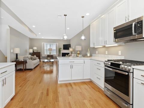 25 Cherry St #4, Danvers, MA 01923 photo 5
