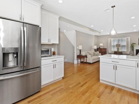 25 Cherry St #4, Danvers, MA 01923 photo 4