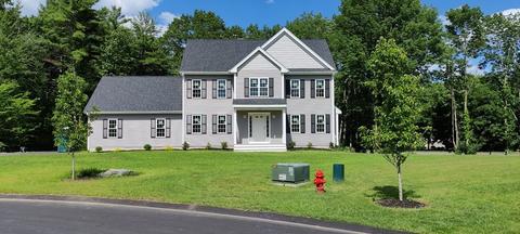 11 Trinity Cir, Bridgewater, MA 02324 photo 1