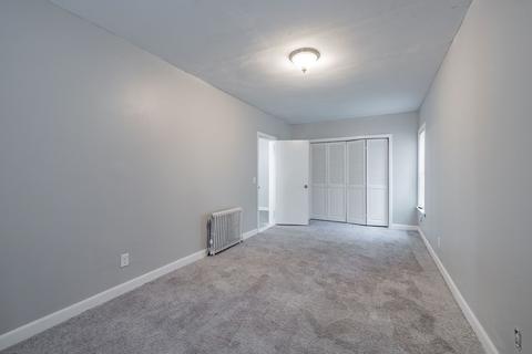 17 Spring St, Ware, MA 01082 photo 16