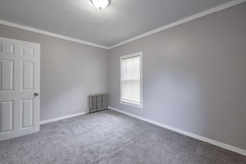 17 Spring St, Ware, MA 01082 photo 4
