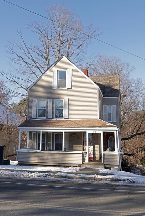 89 W Main, Ware, MA 01082 photo 1