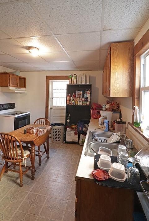 89 W Main, Ware, MA 01082 photo 5