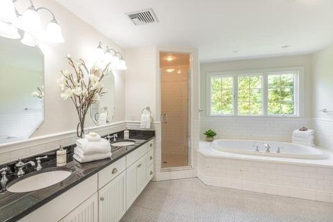 4 Hampton Rd, Lexington, MA 02421 photo 18