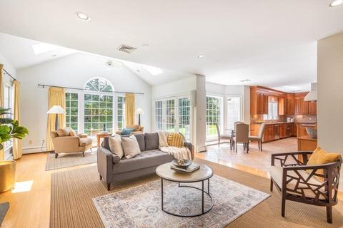 4 Hampton Rd, Lexington, MA 02421 photo 13