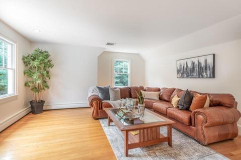 4 Hampton Rd, Lexington, MA 02421 photo 21