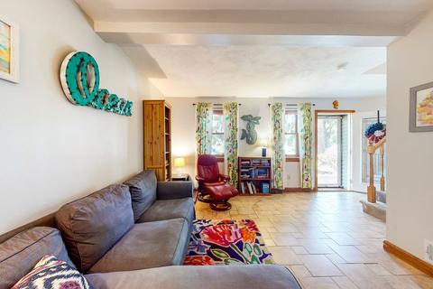 60 Liberty St #2, Danvers, MA 01923 photo 9