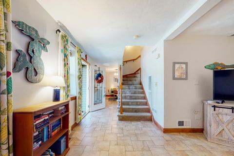60 Liberty St #2, Danvers, MA 01923 photo 7