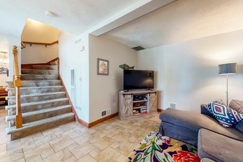 60 Liberty St #2, Danvers, MA 01923 photo 6