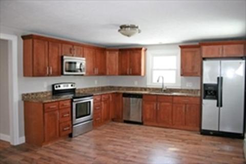 62 Ohio Ave, Chicopee, MA 01013 photo 3