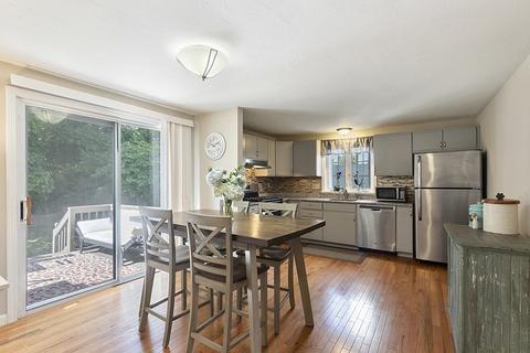 14 Vincent Cir, Worcester, MA 01604 photo 8