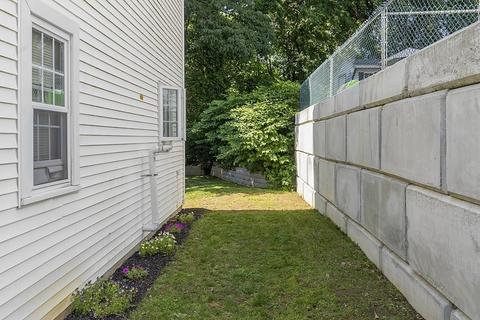 14 Vincent Cir, Worcester, MA 01604 photo 31
