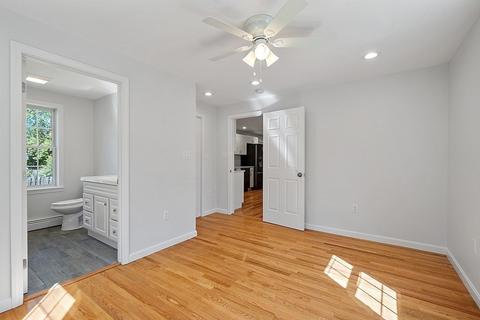 15 Green Hill Rd, Exeter, NH 03833 photo 5