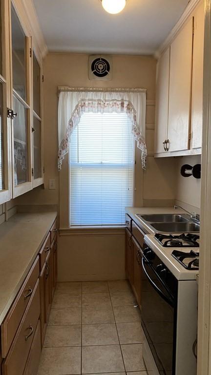 995 High St, Fall River, MA 02720 photo 3