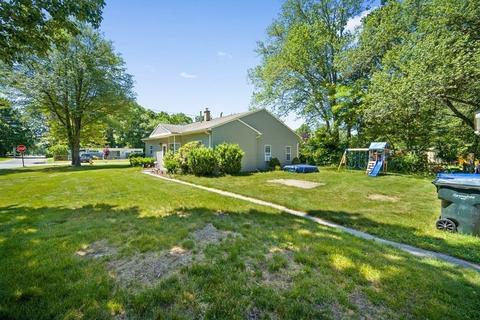 42 Barnet St, Springfield, MA 01129 photo 8